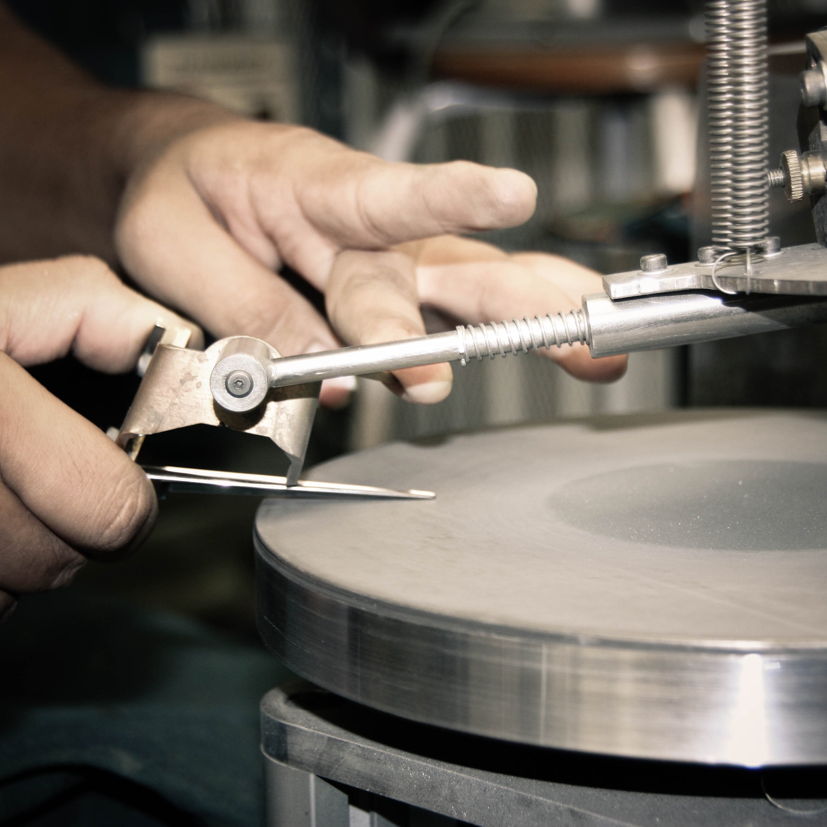 Professional Shear Sharpening Service