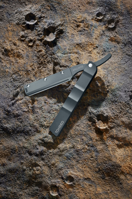 Tondeo Kallisto Razor - Grey includes 10 blades
